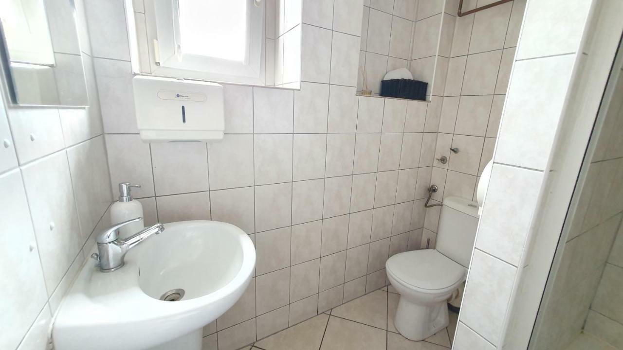 Pokoje Do Wynajecia Piastowska Miedzyrzecz Luaran gambar