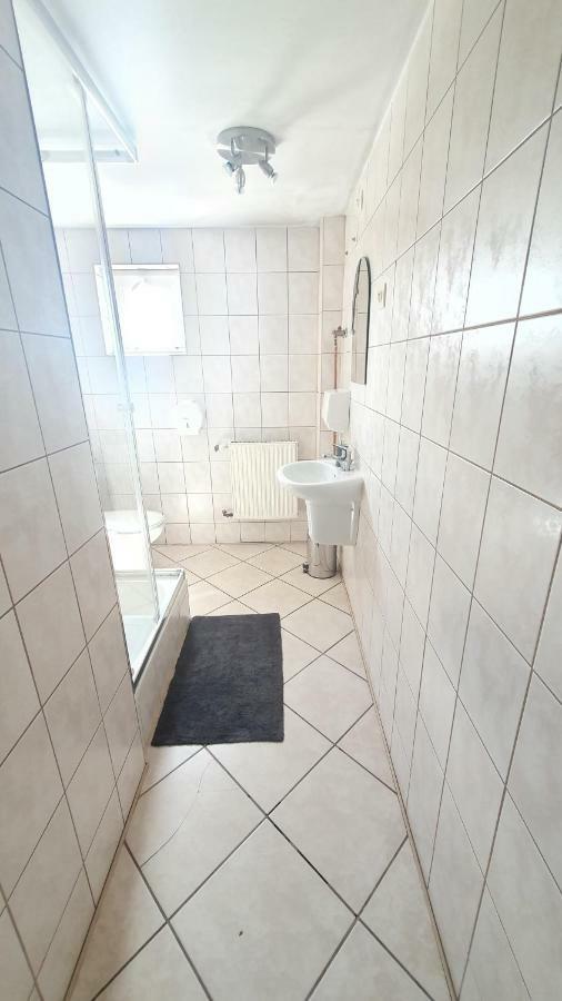 Pokoje Do Wynajecia Piastowska Miedzyrzecz Luaran gambar