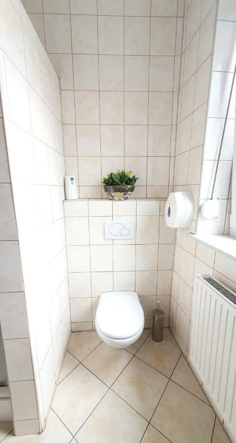 Pokoje Do Wynajecia Piastowska Miedzyrzecz Luaran gambar